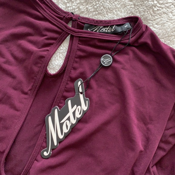 Motel | Morch Bodysuit - Picture 10 of 15